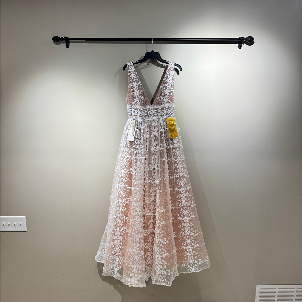 Bronx And Banco Women's Megan Lace Maxi Dress